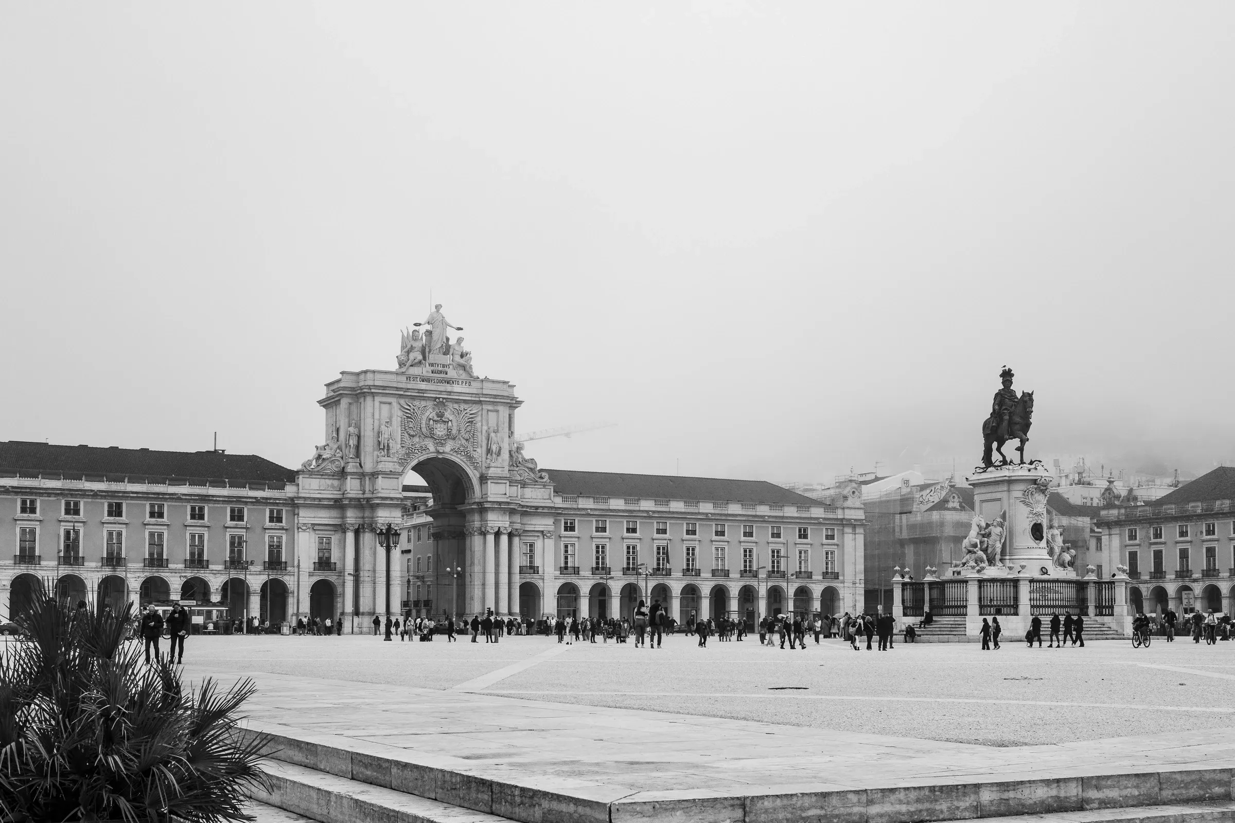 Praça do Comércio in mist